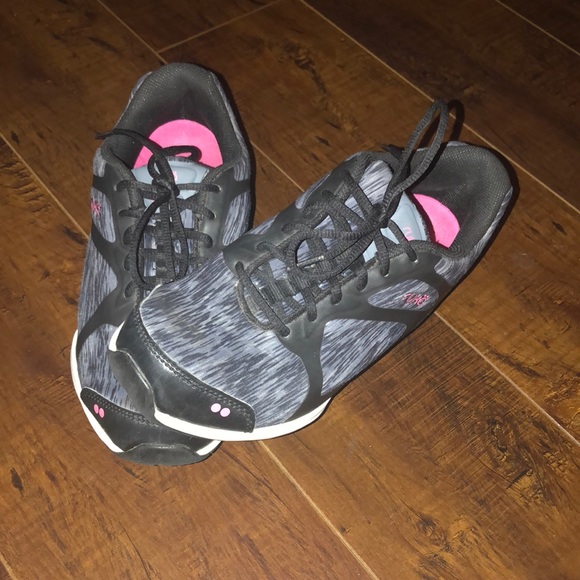 ryka intensity xt3 shoes